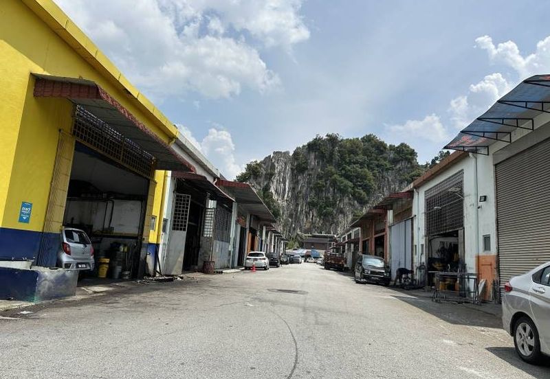 Taman Industri Bolton