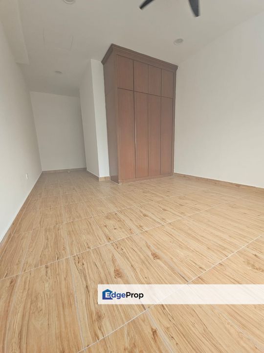 SD7 Two And Half Storey House , Well keep , Free Hold, Selangor, Bandar Sri Damansara