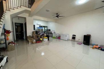 Duta Villa, Setia Alam