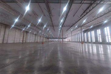 Bandar Puncak Alam Logistics Hub