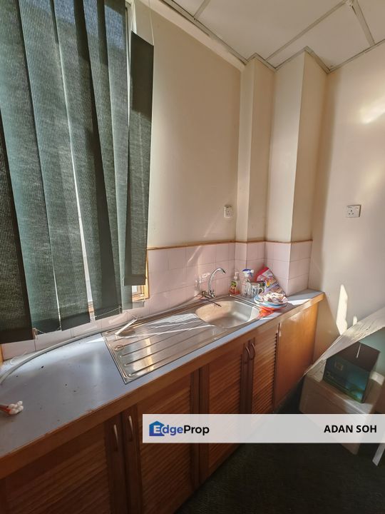 Medan Putra Shop Office For Sale , Free Hold, Kuala Lumpur, Kepong