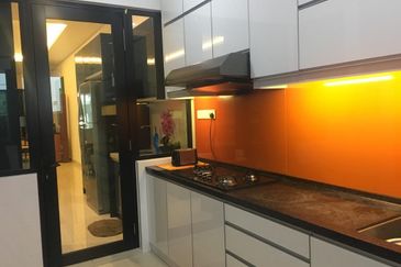 Duta Villa, Setia Alam