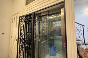 Duta Villa, Setia Alam