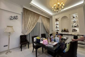 Duta Villa, Setia Alam