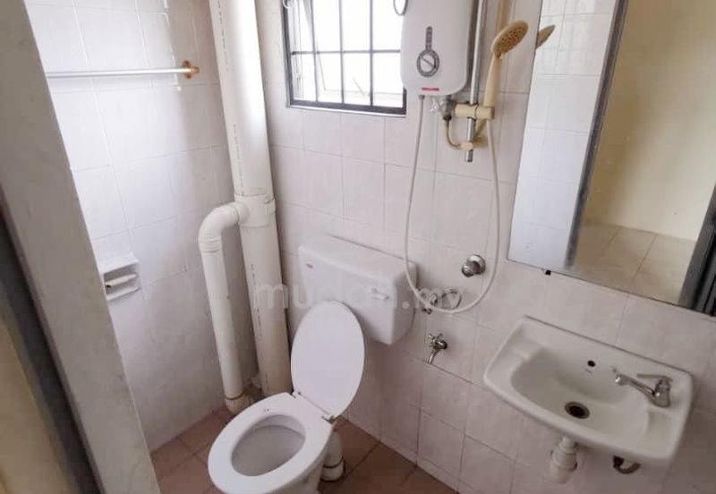 Plaza Sinar Apartment