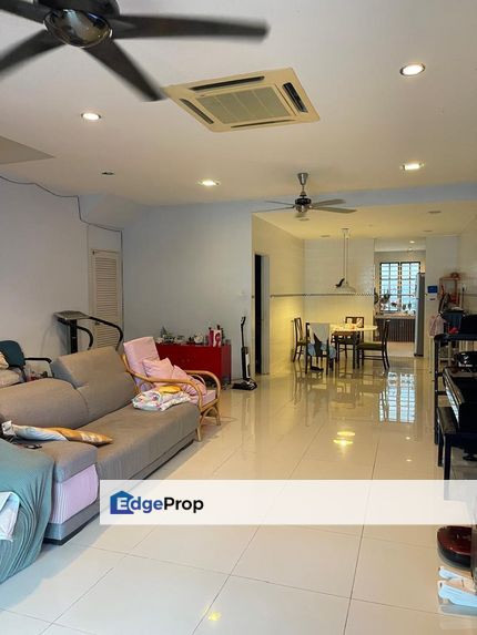 Laman Rimbunan Three Storey House For Sale , Move in condition, Kuala Lumpur, Kepong