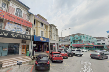 Taipan Business Centre, USJ 10