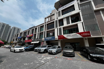 Plaza Wangsa Maju