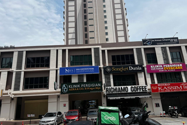 Plaza Wangsa Maju