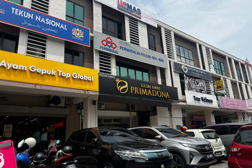 Plaza Wangsa Maju