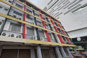 Pudu, 4.5 Storey Shop Office, Freehold