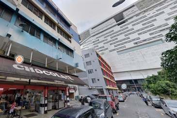 Pudu, 4.5 Storey Shop Office, Freehold