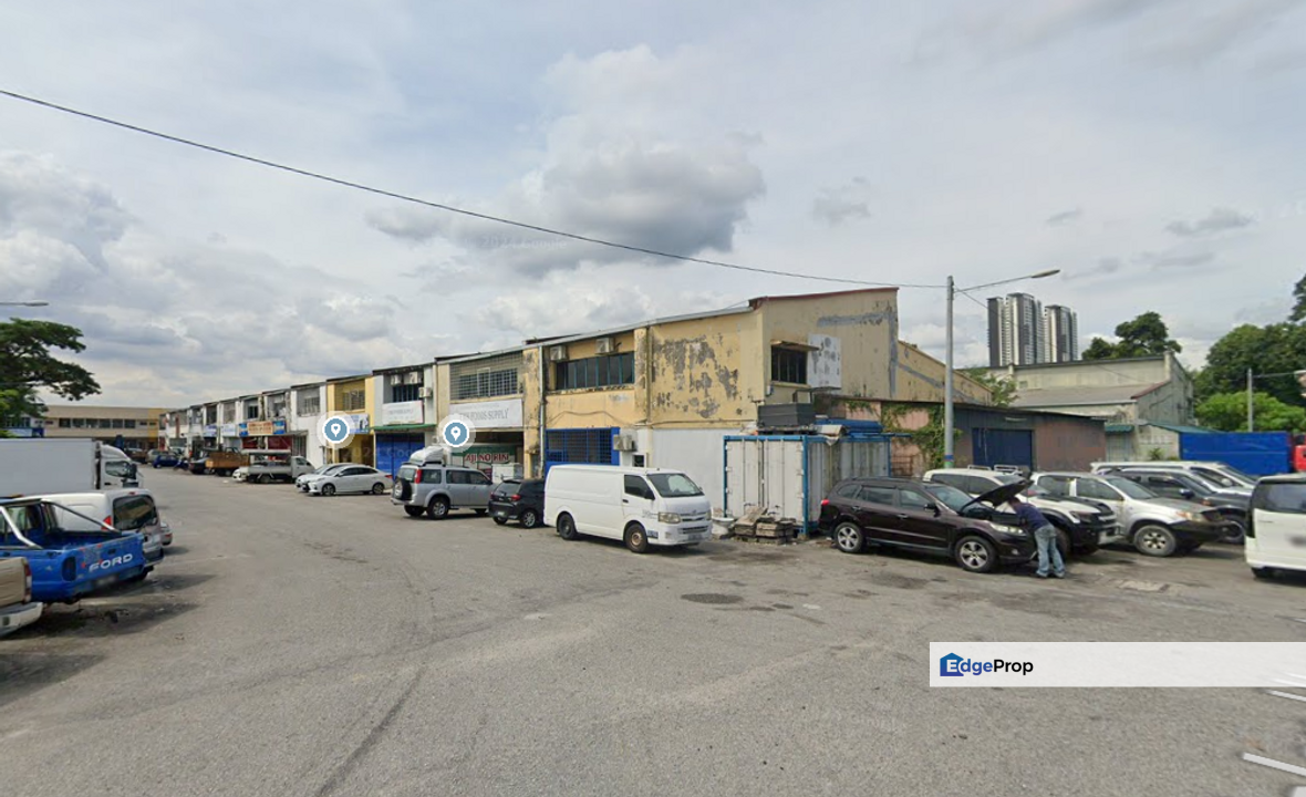 Taman Perindustrian Puchong Utama, Corner, Selangor, Puchong