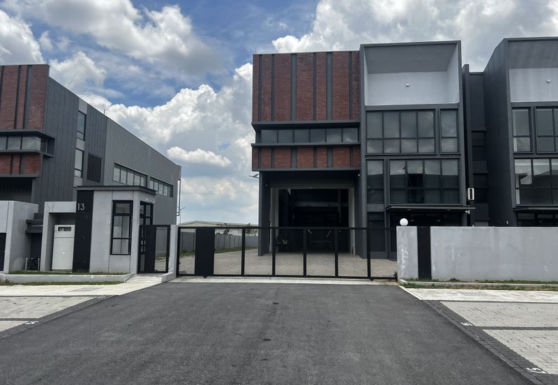 Elmina Business Park