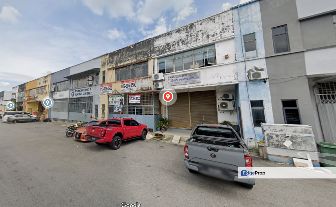 Puchong Utama 1.5 Storey Link Factory, Selangor, Puchong