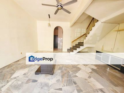 Taman Desa Serdang Double Storey , Well keep and renovated, Selangor, Seri Kembangan