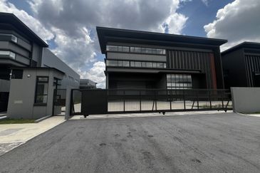 Elmina Business Park