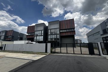 Elmina Business Park