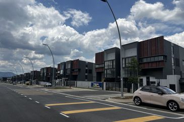 Elmina Business Park