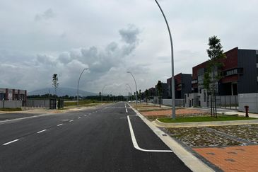 Elmina Business Park