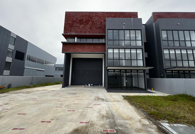 Elmina Business Park