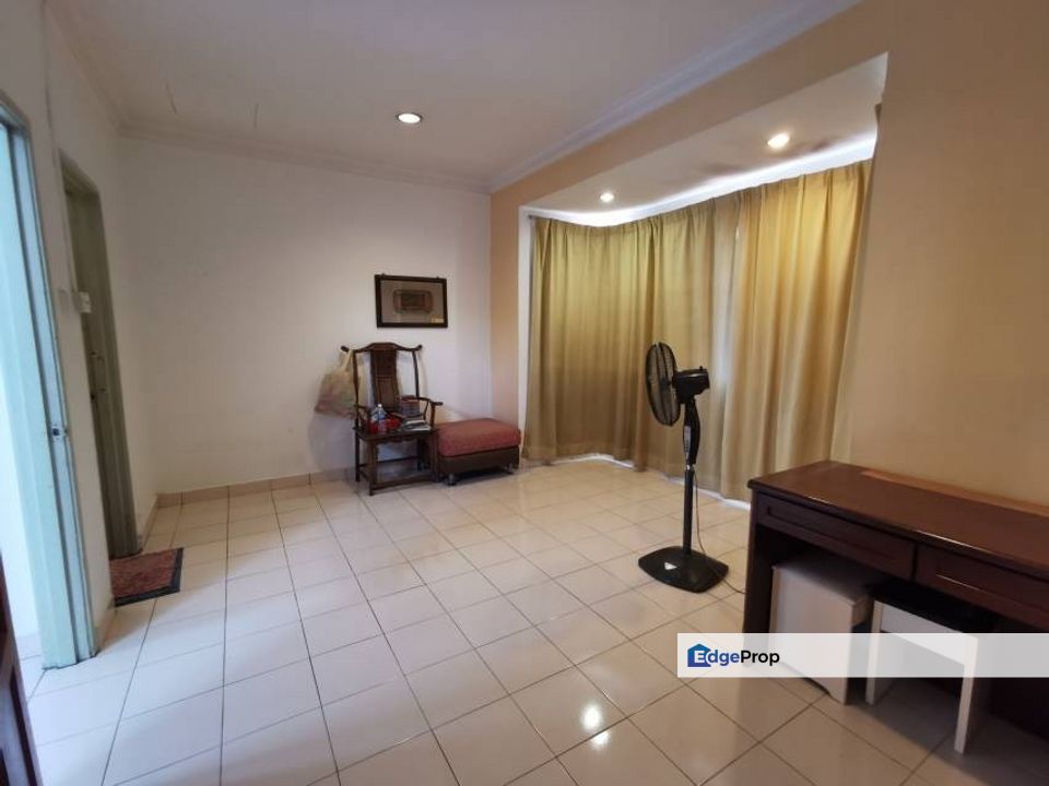 Fadason Villa Two And Half Storey For Sale , Renovated, Kuala Lumpur, Kepong