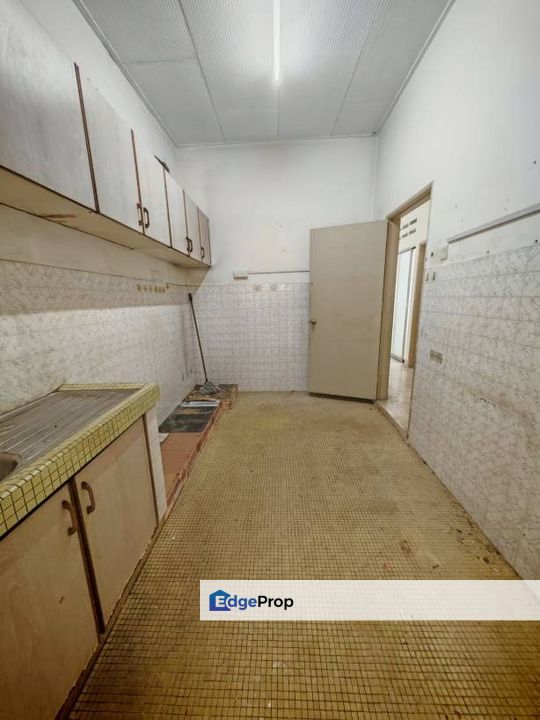 Taman Bukit Maluri One Storey  House For Sale , Big car poach, Kuala Lumpur, Kepong