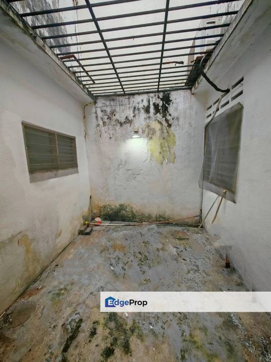 Taman Bukit Maluri One Storey  House For Sale , Big car poach, Kuala Lumpur, Kepong