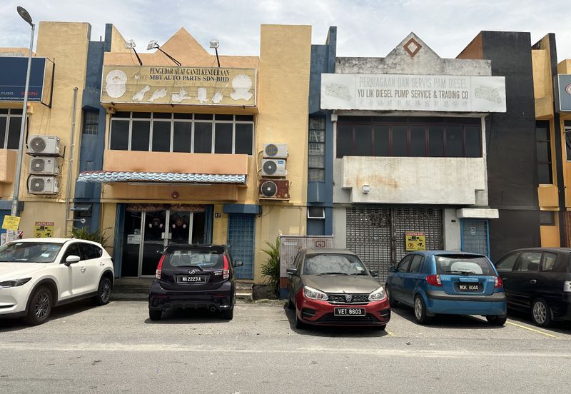 Taman Sri Batu Caves