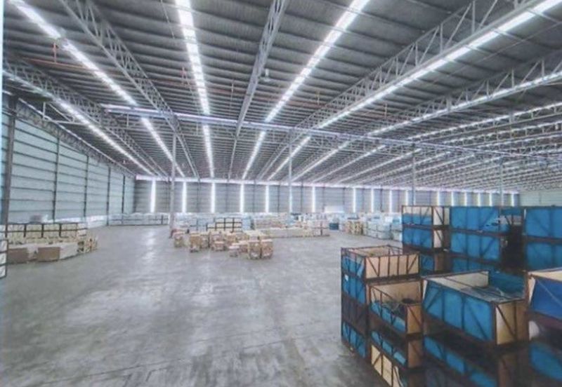 West Port, Pulau Indah