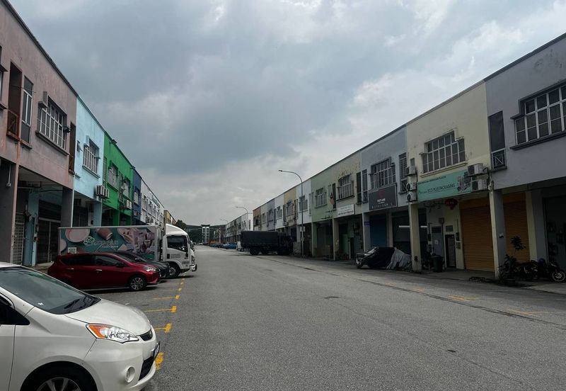 Bandar Pinggiran Subang