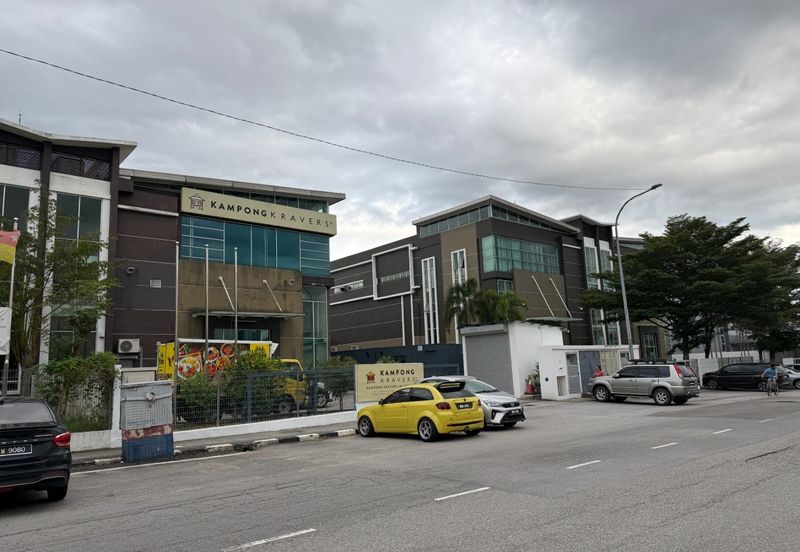 Subang U5 @ Shah Alam, DETACHED FACTORY CORNER WITH MORE EXTRA LAND