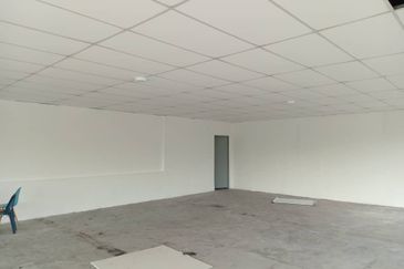 Bandar Puncak Alam, CORNER 2 STOREY SHOP OFFICE