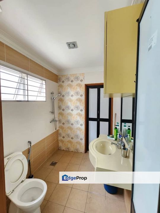 Laman Rimbunan Three Storey House , Renovated, Kuala Lumpur, Kepong