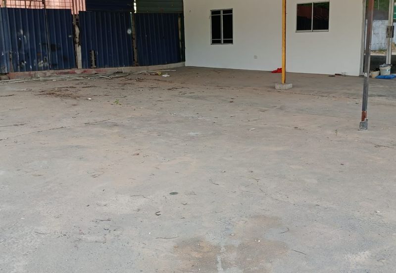 Sungai Buloh @ Kampung Merbau Sempak, TOL LAND