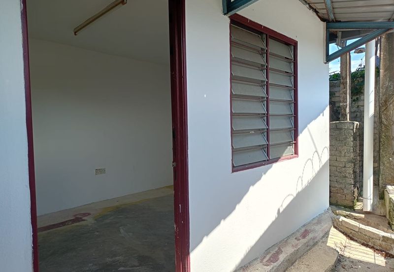 Sungai Buloh @ Kampung Merbau Sempak, TOL LAND