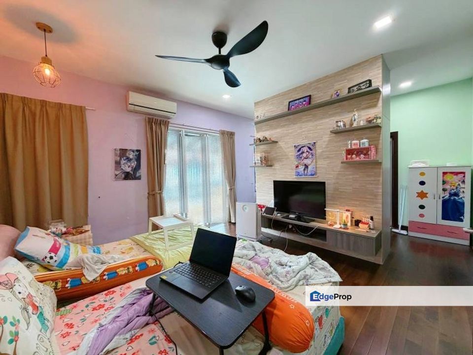 Perdana Residence 1 Double Storey Semi D House For Sale, Selangor, Selayang