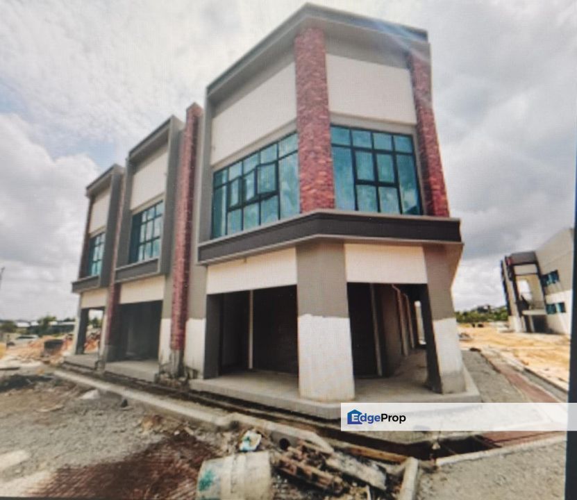 Village Square @ Gamuda Gardens, FACING MAIN ROAD, Selangor, Rawang