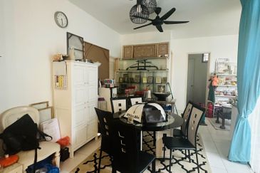 Jalan Setia Tropika 9