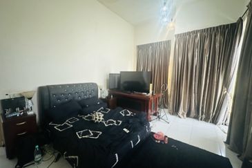 Jalan Setia Tropika 9