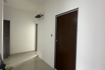SKS Habitat Apartment, Larkin