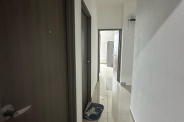 SKS Habitat Apartment, Larkin