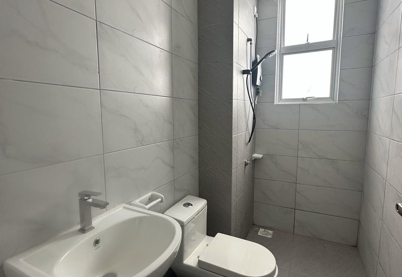 SKS Habitat Apartment, Larkin