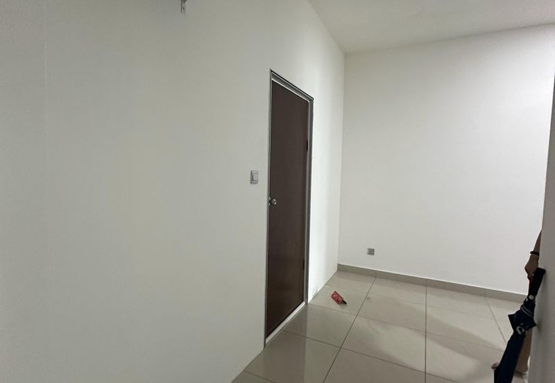 SKS Habitat Apartment, Larkin