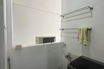 SKS Habitat Apartment, Larkin