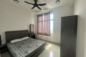 SKS Habitat Apartment, Larkin
