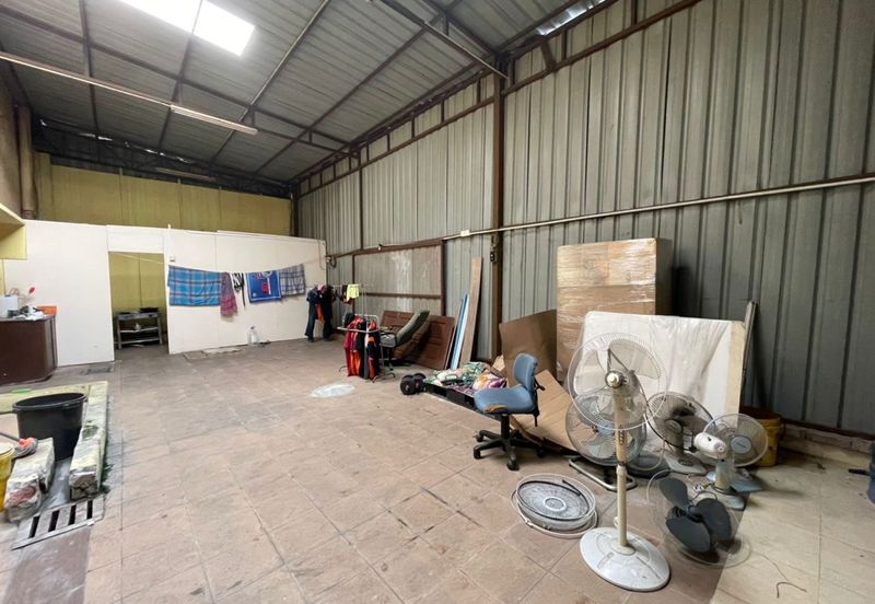 Kota puteri Masai Semi D factory for rent 