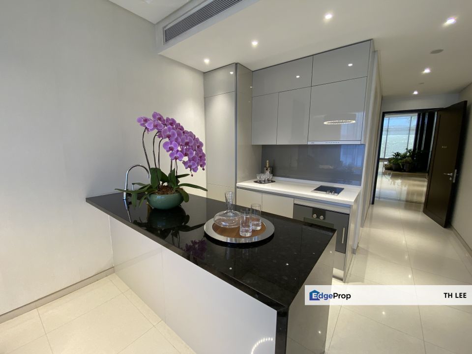 Luxury Residence Connect to Pavilion Shopping Mall and MRT Station, Kuala Lumpur, Damansara Heights