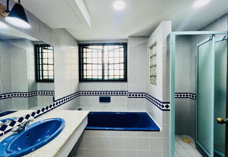 The Straits View, Bandar Baru Permas Jaya