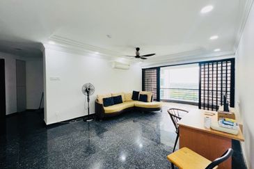 The Straits View, Bandar Baru Permas Jaya